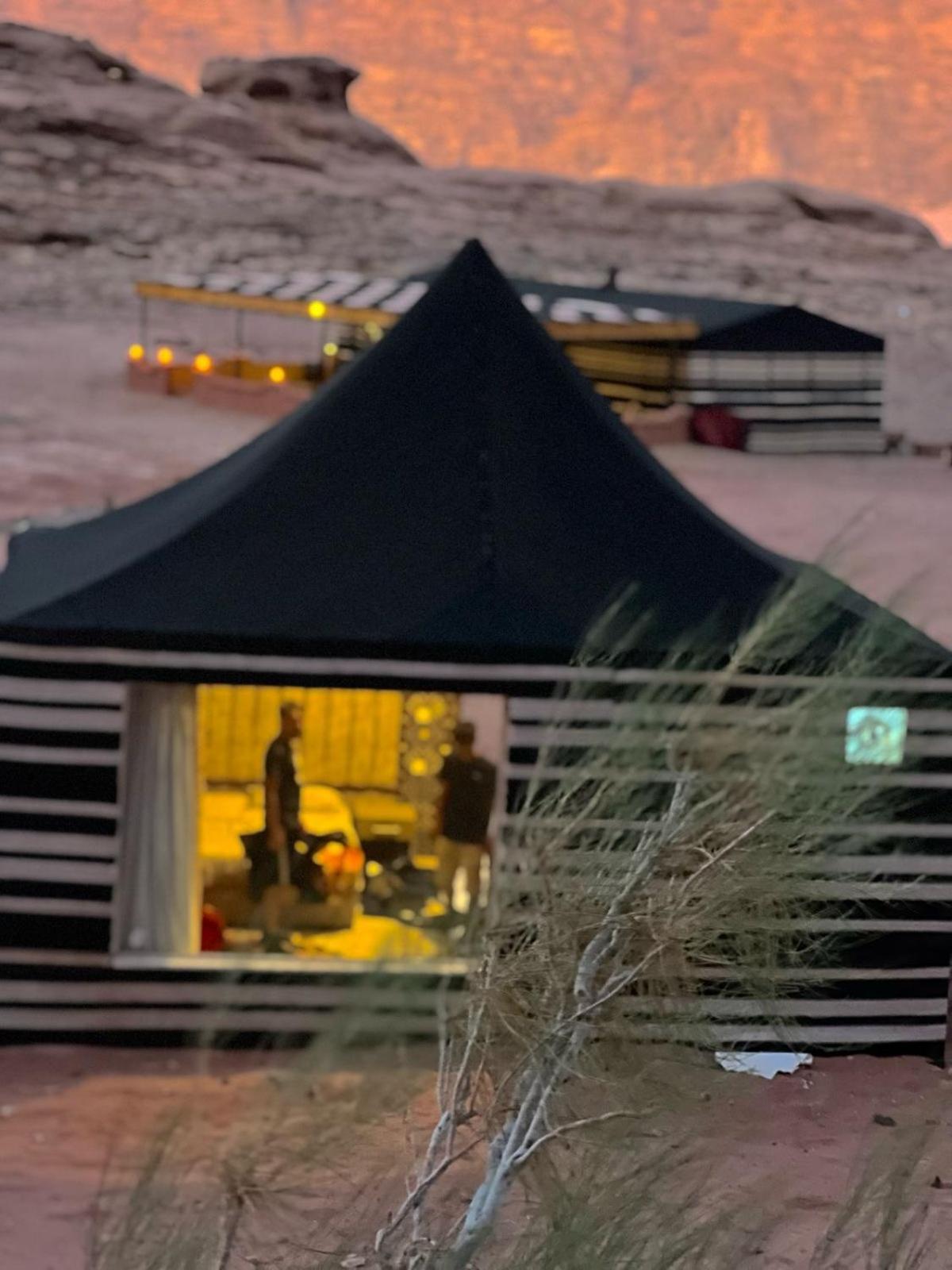 Rum Solaris Bubbles Camp Wadi Rum Ngoại thất bức ảnh